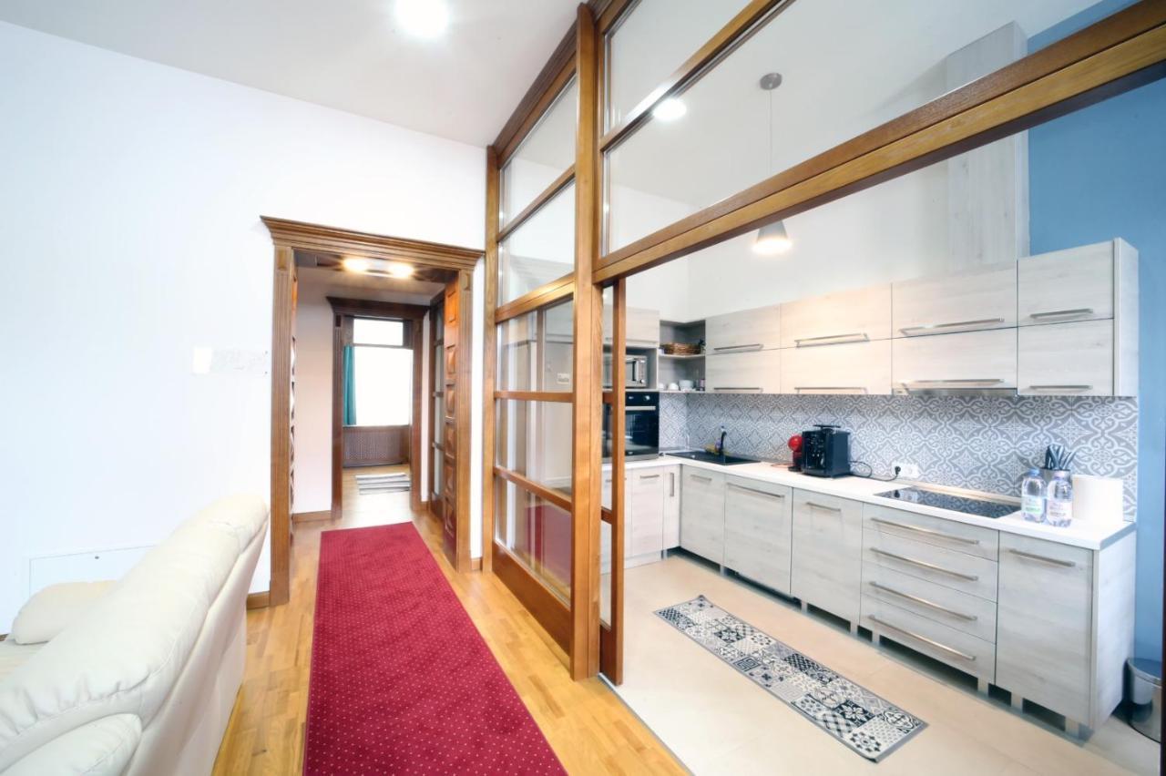 Virag Apartman Luxury Odorheiu Secuiesc Zewnętrze zdjęcie